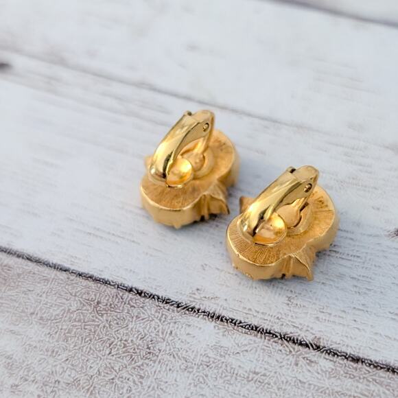 Vintage Museum of Fine Arts Boston Clip On Earrings Green, Purple, Clear Gems - Picture 4 of 5